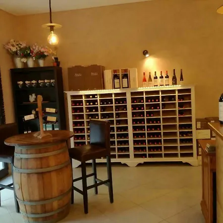 Casa Corbinelli * Canneto (Pisa)